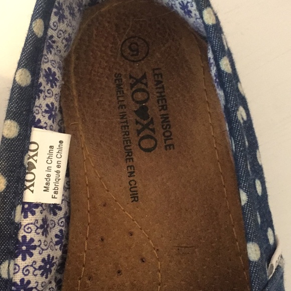 XOXO slide on flat shoes size 5 (Used) - Picture 4 of 6